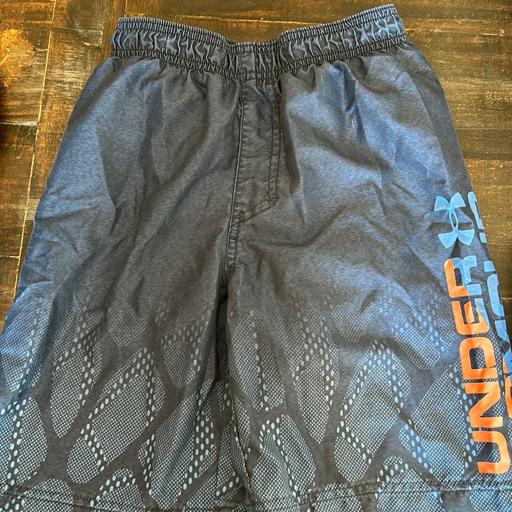 Under armor boys swim trunks
